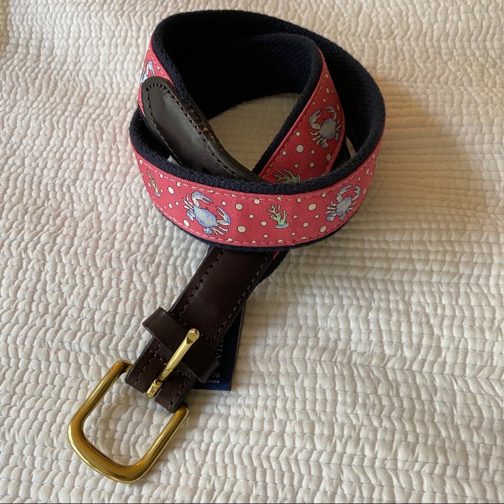 Crabby Vineyard Vines Belt